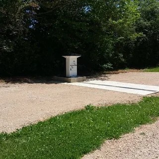 Emplacement de camping pour tente, camping-car, caravane ou van sur le Larzac en Aveyron